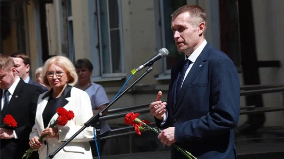 Ректор РязГМУ им. академика И.П. Павлова Роман Евгеньевич Калинин Ректор РязГМУ им. академика И.П. Павлова Роман Евгеньевич Калинин.